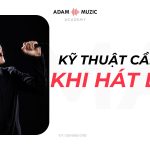 Cách Cầm Micro Đúng Cách Khi Hát