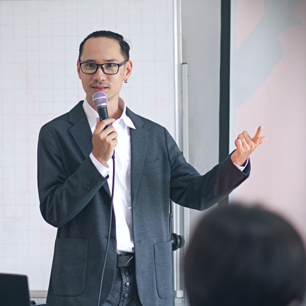 Đoàn Nhược Quý (Adam Muzic)