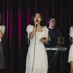 Cho Thuê Micro Biểu Diễn Sân Khấu