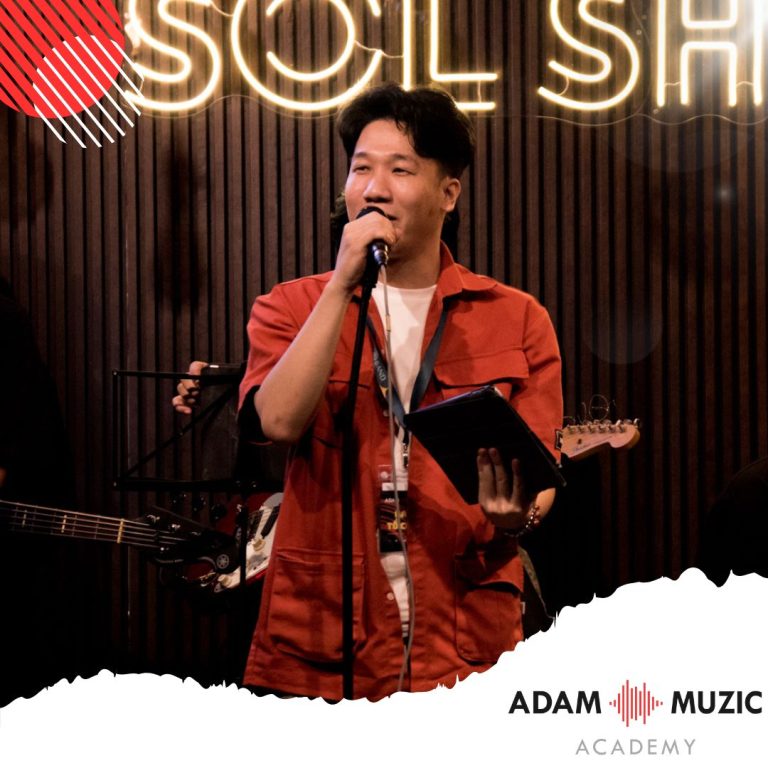 Show diễn cuối khoá - Adam Muzic