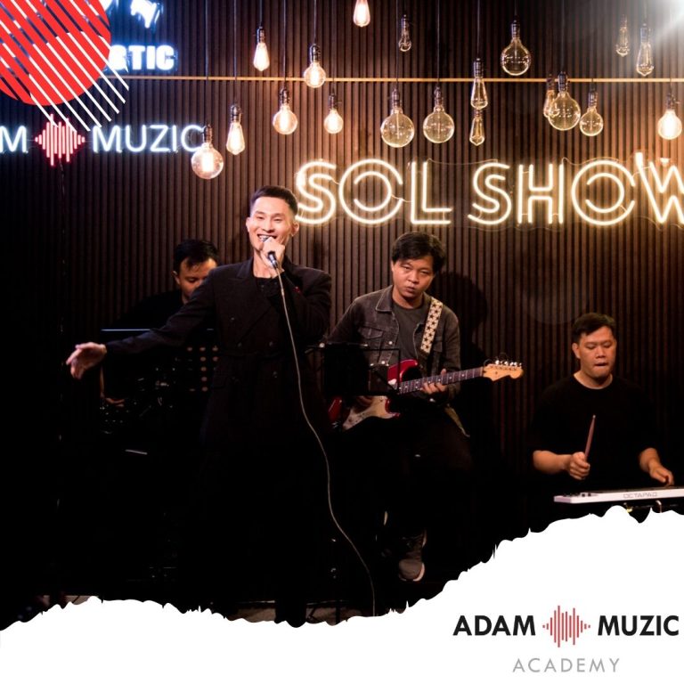 Show diễn cuối khoá - Adam Muzic