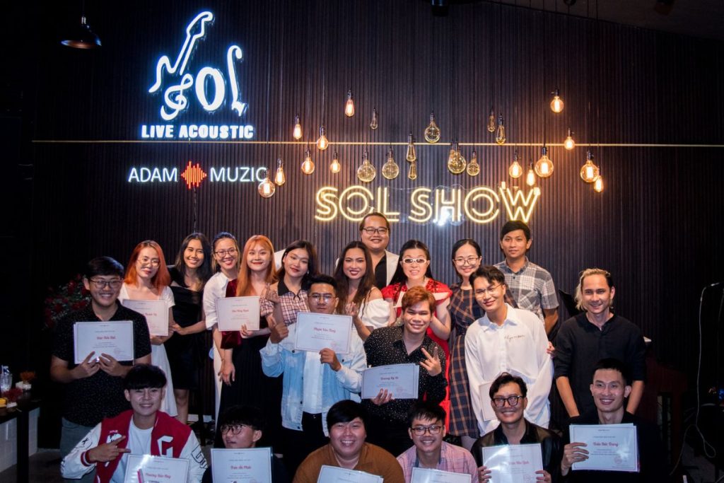 Show cuối khoá - Adam Muzic