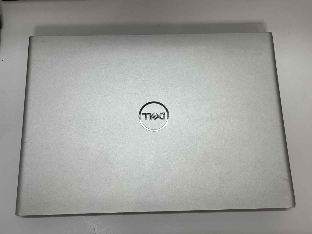 Laptop Dell Vostro 5471 - 14 inch